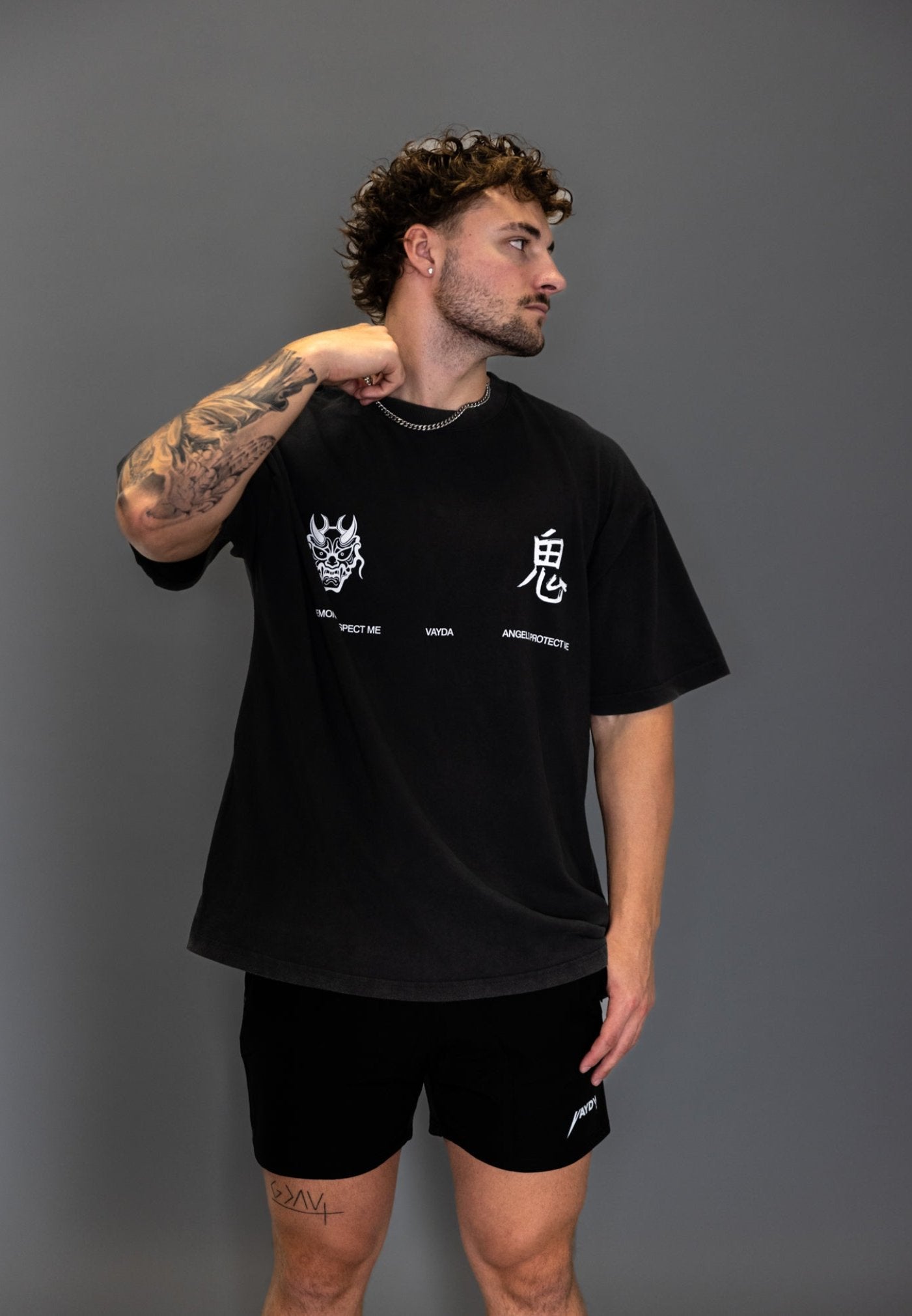 DIVINE DUALITY OVERSIZED TEE VINTAGE BLACK
