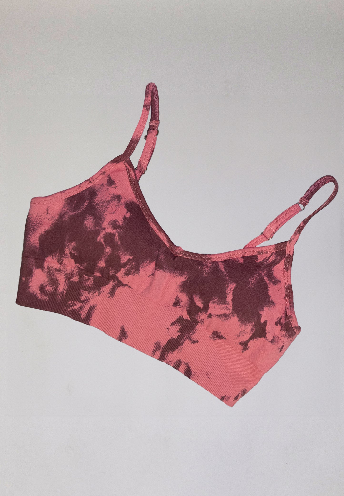 CRIMSON CAMO PERFORMANCE BRA