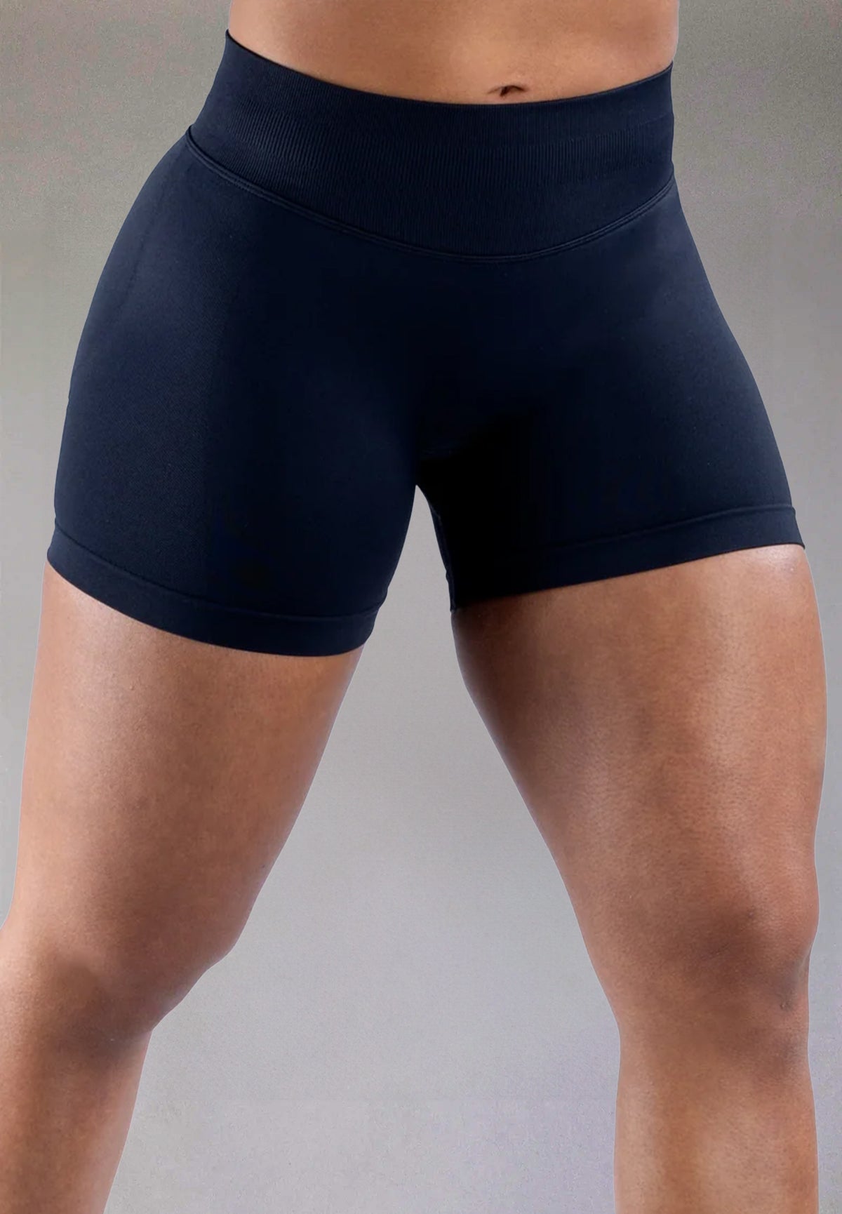 DIVIDE ESSENTIAL SHORTS SMOKE